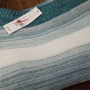 Soho jeans co sweater